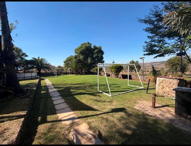 1 BEDROOM PROPERTY TO RENT IN HENNOPS RIVER